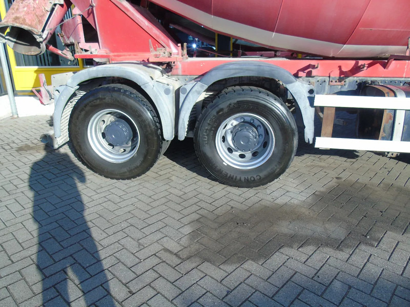 MAN TGA 41.440 + 8x4 + manual + spring - Fahrmischer: das Bild 5 MAN TGA 41.440 + 8x4 + manual + spring - Fahrmischer: das Bild 5