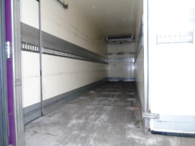 Mercedes-Benz Antos 1924 + EURO 6 + CARRIER 950 MT - Kühlkoffer LKW: das Bild 4 Mercedes-Benz Antos 1924 + EURO 6 + CARRIER 950 MT - Kühlkoffer LKW: das Bild 4