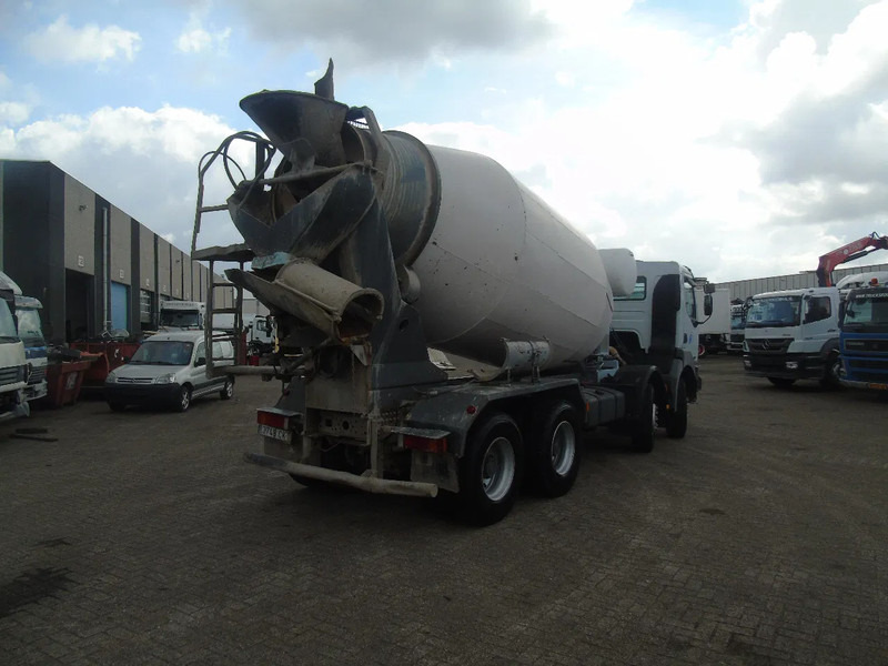 Renault Kerax 420 + 8x4 + manual + spring + 10m3 - Fahrmischer: das Bild 3 Renault Kerax 420 + 8x4 + manual + spring + 10m3 - Fahrmischer: das Bild 3