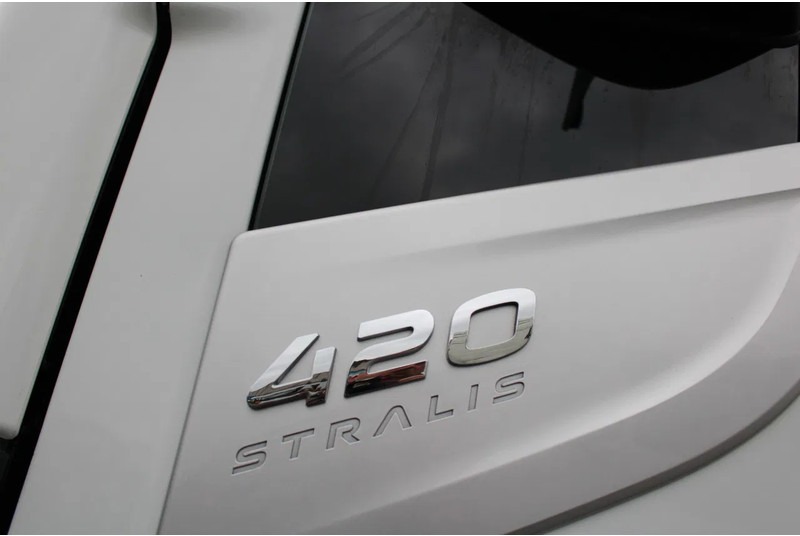 Iveco Stralis 420 + euro 6 - Sattelzugmaschine: das Bild 4 Iveco Stralis 420 + euro 6 - Sattelzugmaschine: das Bild 4
