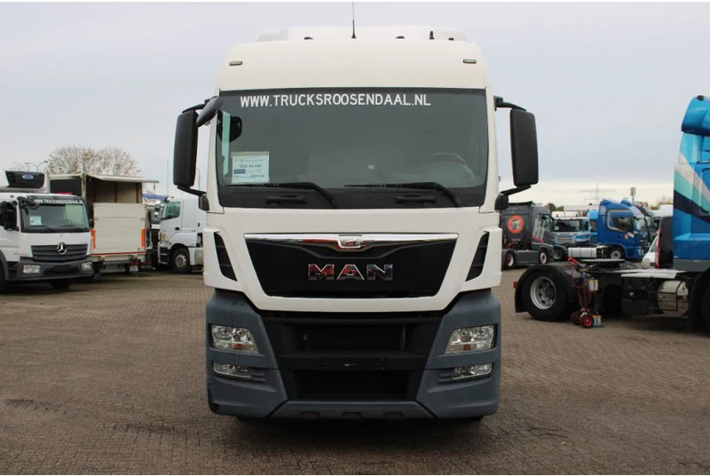 MAN TGX 18.440 + EURO 6 + manual + VERY NICE - Sattelzugmaschine: das Bild 2 MAN TGX 18.440 + EURO 6 + manual + VERY NICE - Sattelzugmaschine: das Bild 2