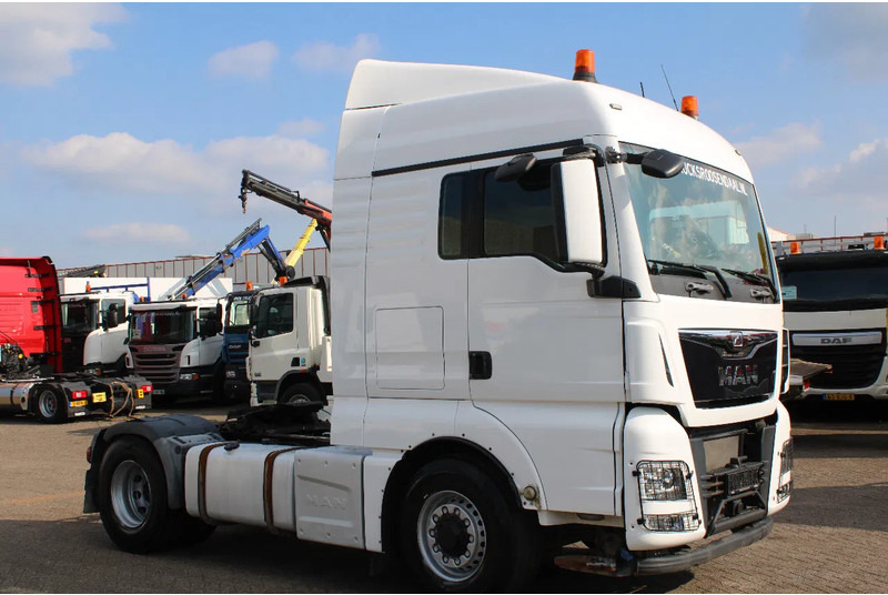 MAN TGX 18.480 + pto + EURO 6 + 4x4 hydro + MANUAL + SPOILER - Sattelzugmaschine: das Bild 4 MAN TGX 18.480 + pto + EURO 6 + 4x4 hydro + MANUAL + SPOILER - Sattelzugmaschine: das Bild 4