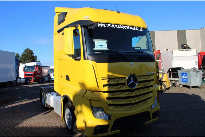 Mercedes-Benz Actros 1943 + EURO 6 + mega - Sattelzugmaschine: das Bild 3 Mercedes-Benz Actros 1943 + EURO 6 + mega - Sattelzugmaschine: das Bild 3