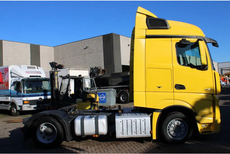 Mercedes-Benz Actros 1943 + EURO 6 + mega - Sattelzugmaschine: das Bild 4 Mercedes-Benz Actros 1943 + EURO 6 + mega - Sattelzugmaschine: das Bild 4