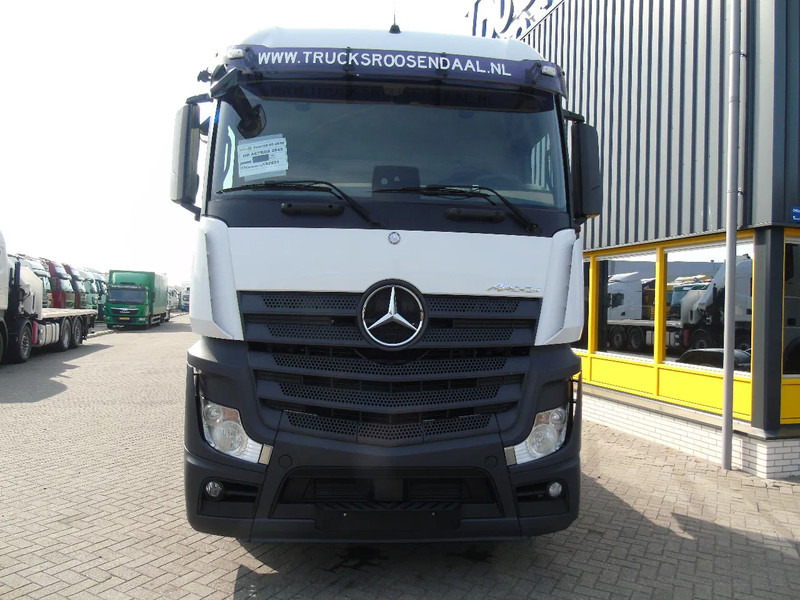 Mercedes-Benz Actros 2645 + EURO 6 + 6X2 - Sattelzugmaschine: das Bild 3 Mercedes-Benz Actros 2645 + EURO 6 + 6X2 - Sattelzugmaschine: das Bild 3
