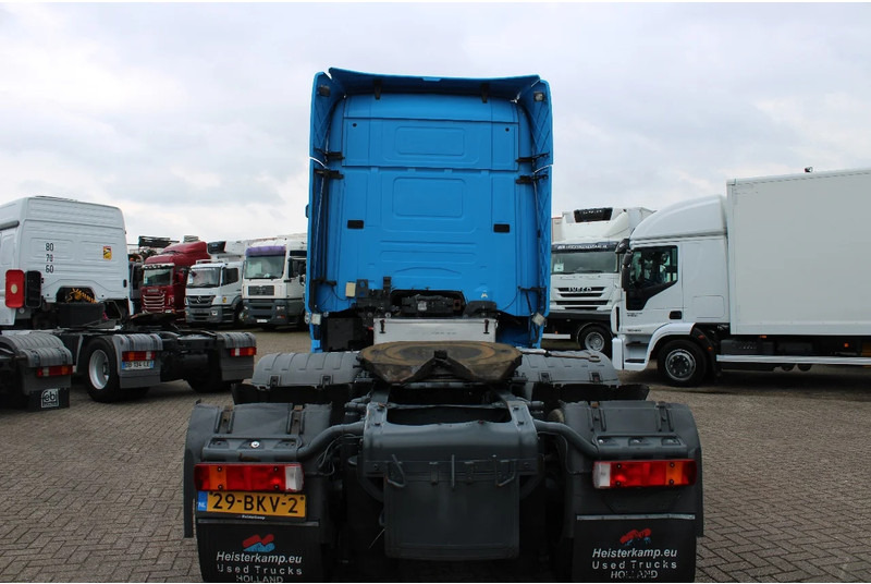 Sattelzugmaschine Scania R560 V8 + manual + ADR + 6x2: das Bild 14 Sattelzugmaschine Scania R560 V8 + manual + ADR + 6x2: das Bild 14