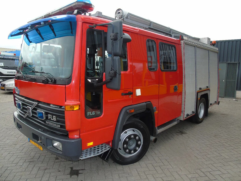 Volvo FL 210 + PUMP + LADDER + EURO 2 - Feuerwehrfahrzeug: das Bild 2 Volvo FL 210 + PUMP + LADDER + EURO 2 - Feuerwehrfahrzeug: das Bild 2