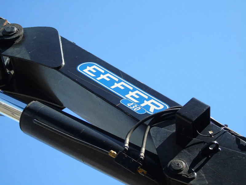 Autokran Volvo FM 380 + EFFER 430 5x EXTENDABLE + 6X2: das Bild 8 Autokran Volvo FM 380 + EFFER 430 5x EXTENDABLE + 6X2: das Bild 8