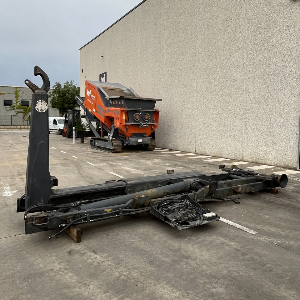 Meiller PK14 50 - Hakenlift/ Absetzkipper System: das Bild 4 Meiller PK14 50 - Hakenlift/ Absetzkipper System: das Bild 4