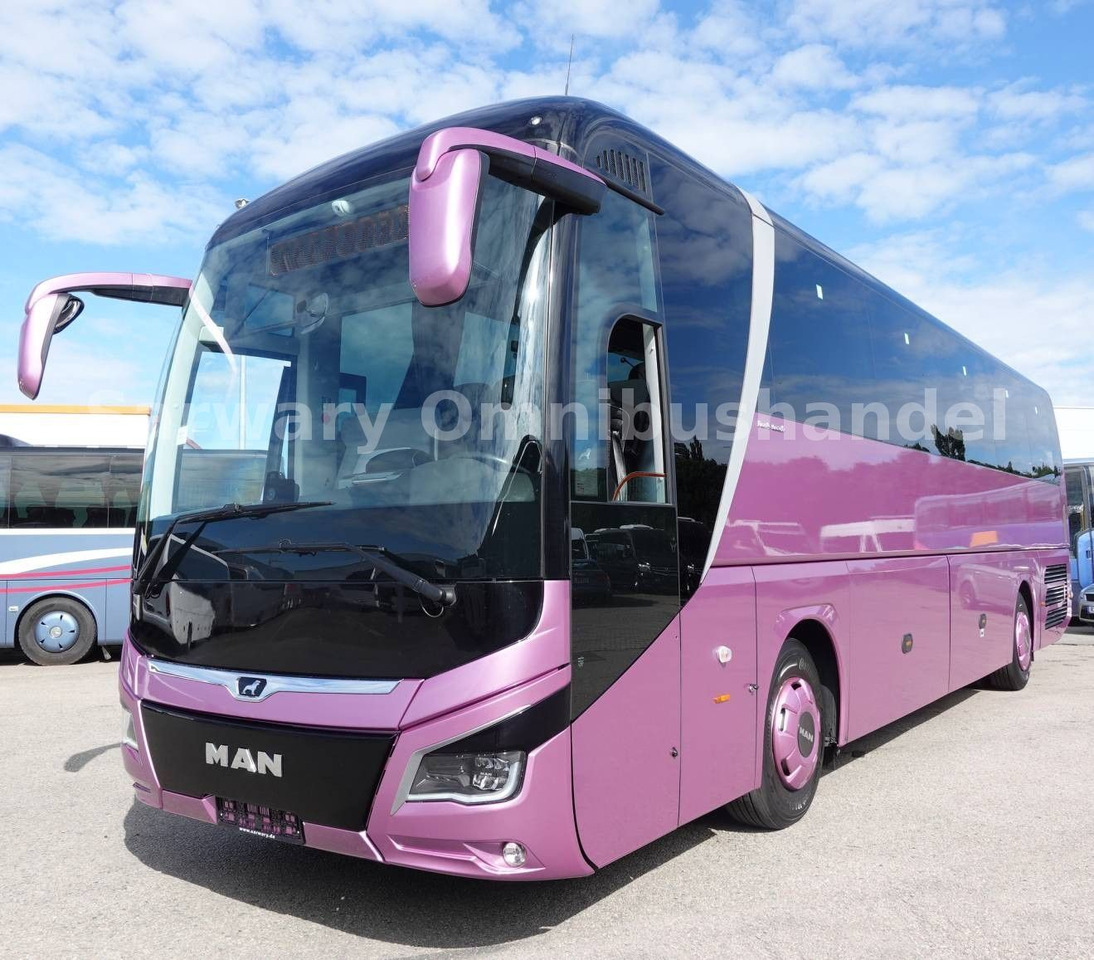 MAN R07 Lion´s Coach *Tourismo*Travego*73.790km Orig - Reisebus: das Bild 2 MAN R07 Lion´s Coach *Tourismo*Travego*73.790km Orig - Reisebus: das Bild 2