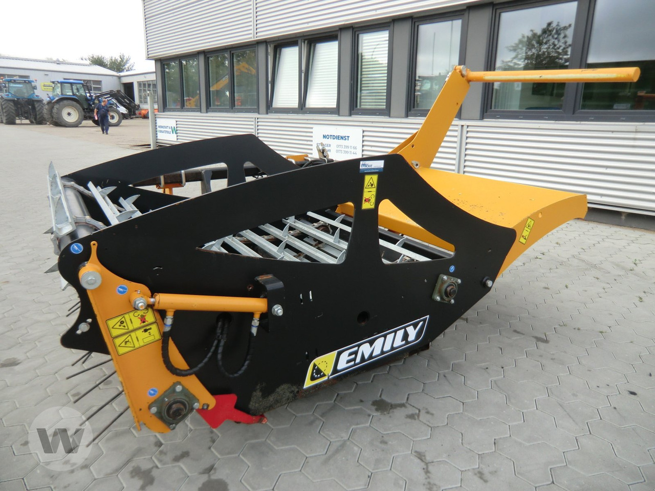 Emily DELTA - Ballenwickelgerät: das Bild 4 Emily DELTA - Ballenwickelgerät: das Bild 4