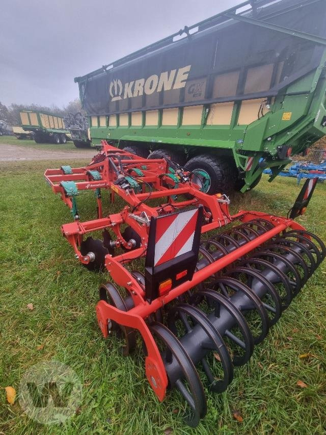 Kverneland Enduro 3000 - Grubber: das Bild 4 Kverneland Enduro 3000 - Grubber: das Bild 4