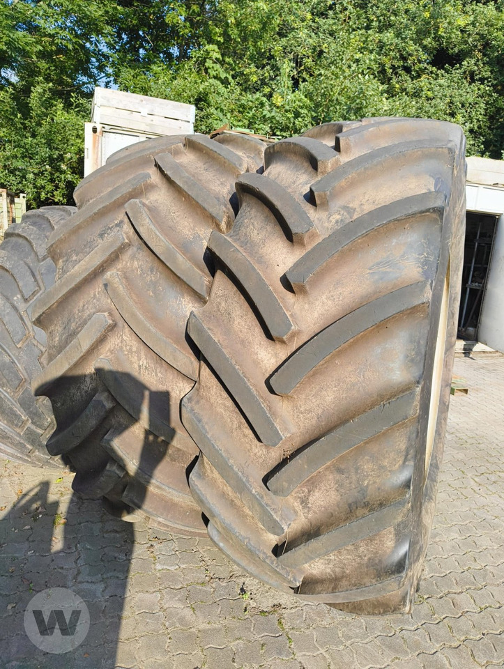 Mitas 710/70 R 42 - Komplettrad: das Bild 2 Mitas 710/70 R 42 - Komplettrad: das Bild 2