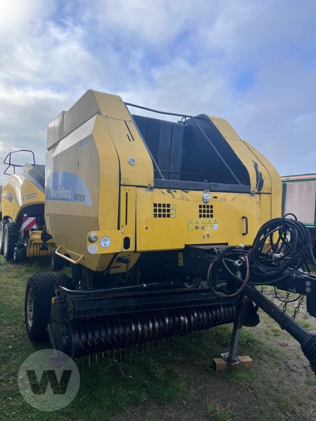 New Holland BR 7070 - Rundballenpresse: das Bild 2 New Holland BR 7070 - Rundballenpresse: das Bild 2