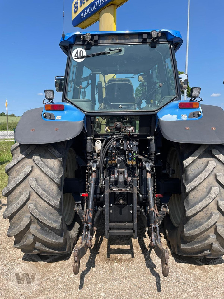 New Holland TM 190 - Traktor: das Bild 3 New Holland TM 190 - Traktor: das Bild 3