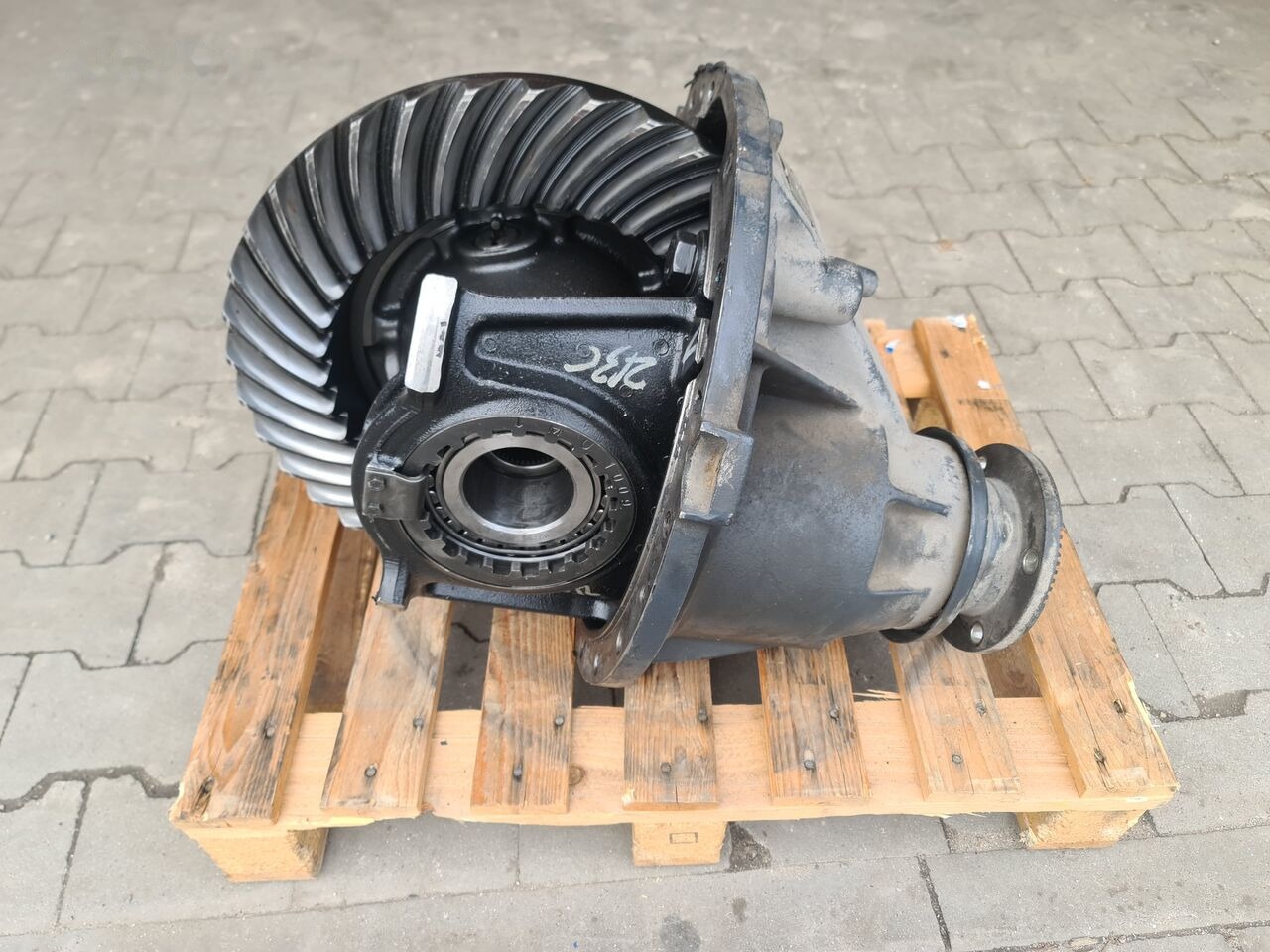 DIFFERENTIAL DIFF MS17X RSS1344C 1/529 5.29 37/7 RENAULT VOLVO - Differenzial Getriebe für LKW: das Bild 1 DIFFERENTIAL DIFF MS17X RSS1344C 1/529 5.29 37/7 RENAULT VOLVO - Differenzial Getriebe für LKW: das Bild 1