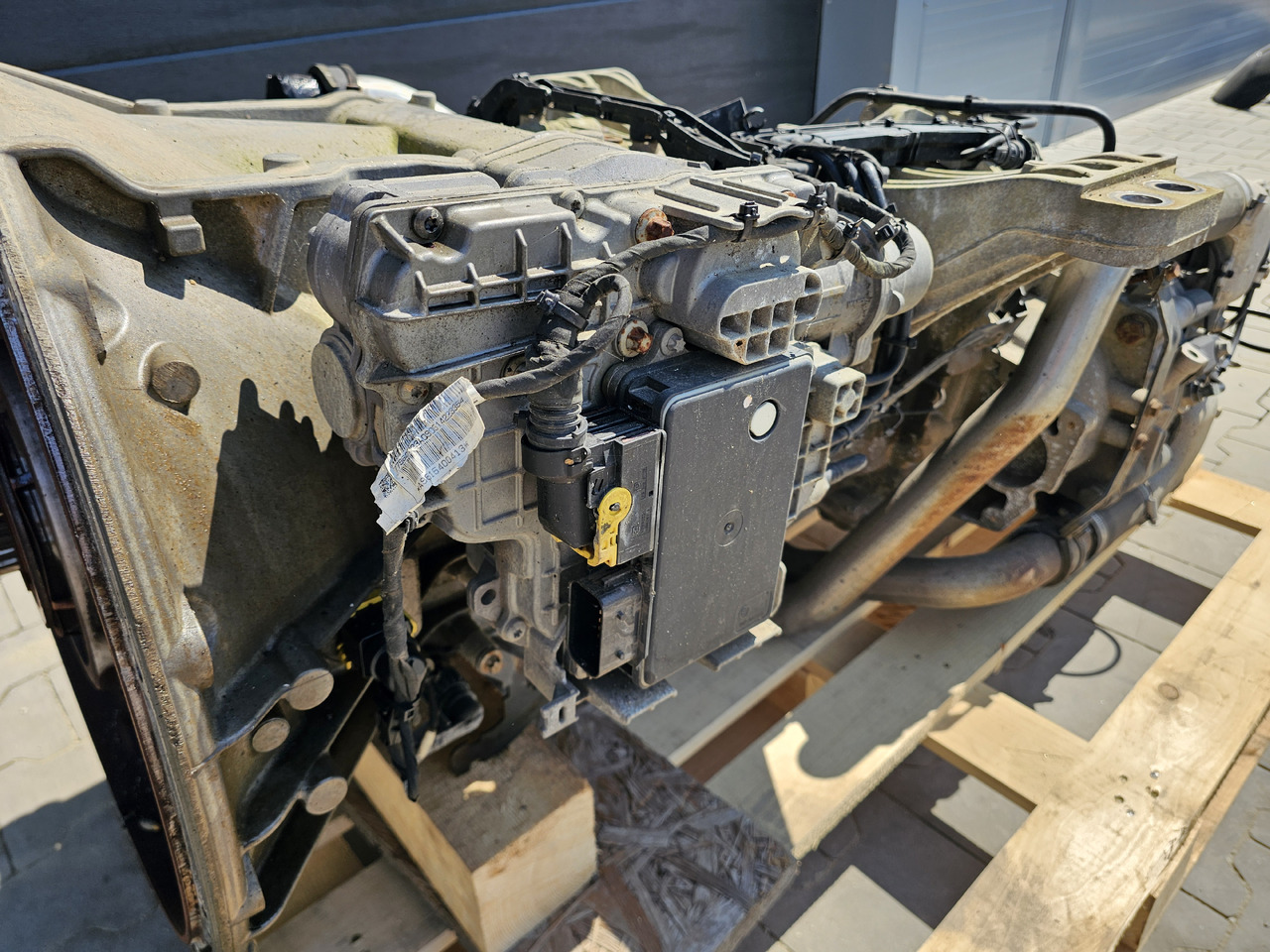 MERCEDES-BENZ ACTROS ANTOS / GEARBOX / G211-12 / RETARDER / WORLDWIDE DELIVERY - Getriebe: das Bild 3 MERCEDES-BENZ ACTROS ANTOS / GEARBOX / G211-12 / RETARDER / WORLDWIDE DELIVERY - Getriebe: das Bild 3
