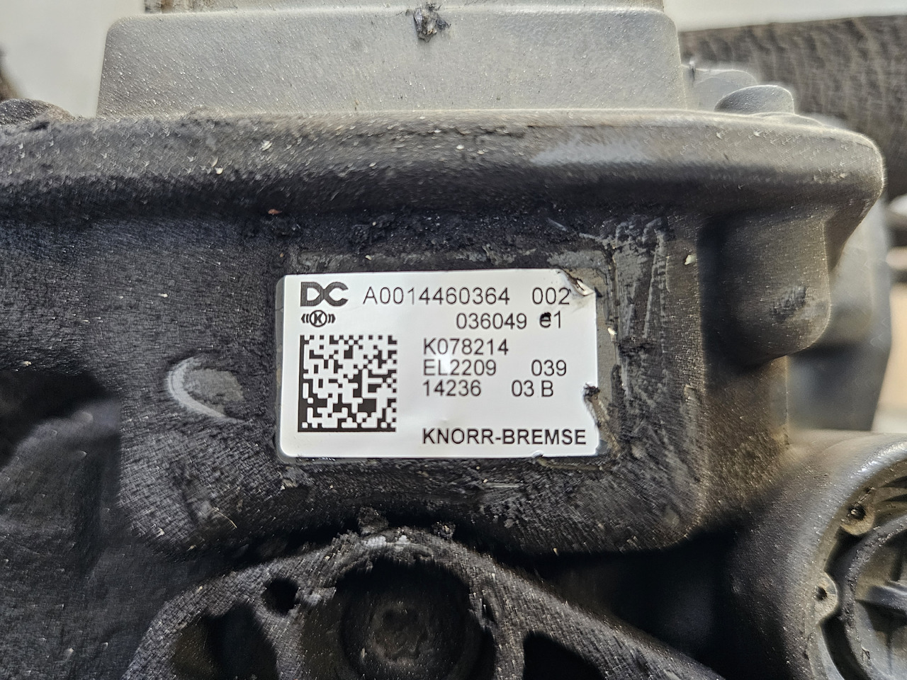 MERCEDES-BENZ ACTROS MP4 EURO 6 / AIR DRYIER / A0014460364 / K078214 - Bremsventil: das Bild 5 MERCEDES-BENZ ACTROS MP4 EURO 6 / AIR DRYIER / A0014460364 / K078214 - Bremsventil: das Bild 5