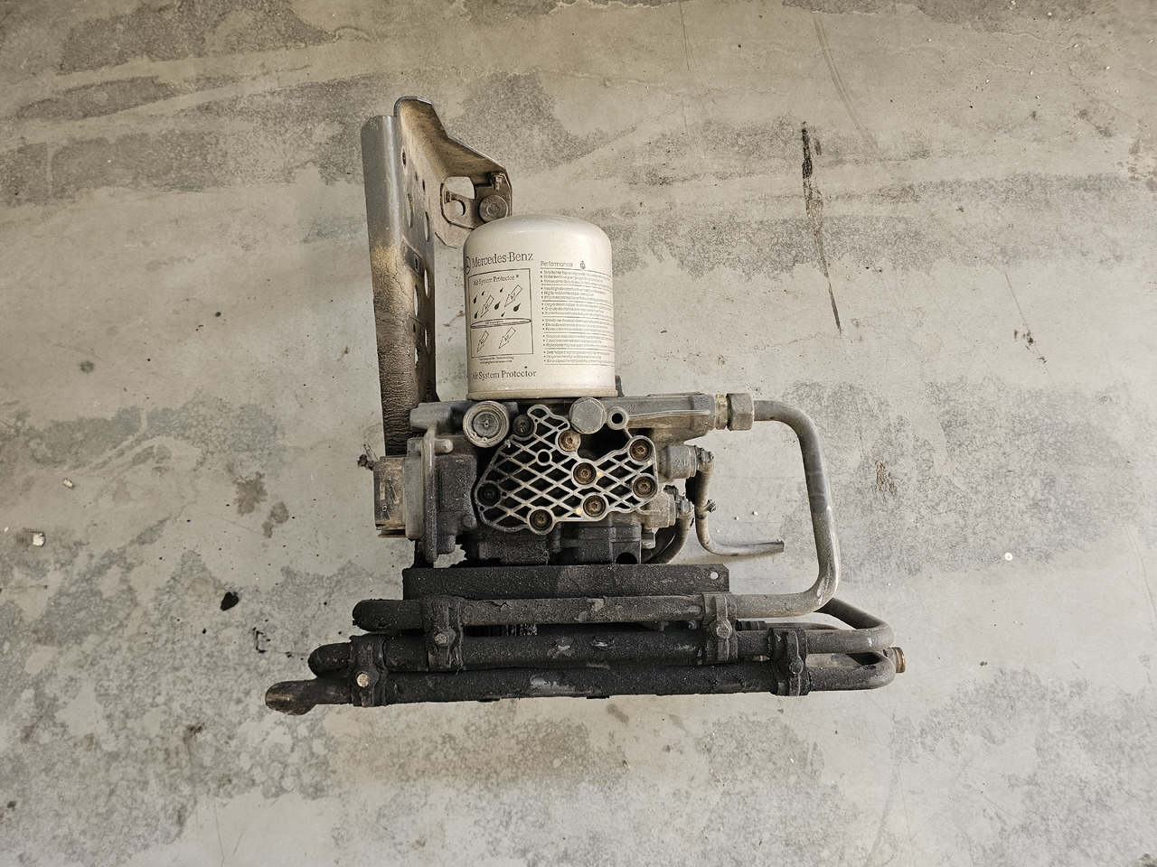 MERCEDES-BENZ ACTROS MP4 EURO 6 / AIR DRYIER / A0014460364 / K078214 - Bremsventil: das Bild 2 MERCEDES-BENZ ACTROS MP4 EURO 6 / AIR DRYIER / A0014460364 / K078214 - Bremsventil: das Bild 2