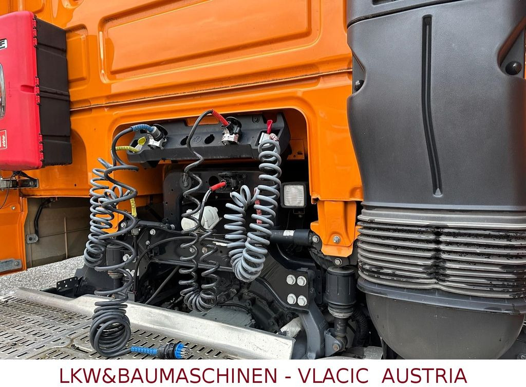 Sattelzugmaschine DAF XF 450 FT SSC - ADR AT-FL-EX: das Bild 13