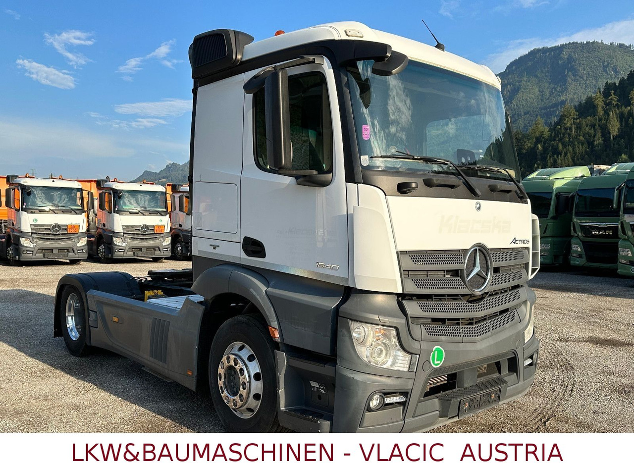 Mercedes-Benz Actros 1840 ADR ( 17 Stk. auf Lager 2017 jahr) - Sattelzugmaschine: das Bild 2 Mercedes-Benz Actros 1840 ADR ( 17 Stk. auf Lager 2017 jahr) - Sattelzugmaschine: das Bild 2