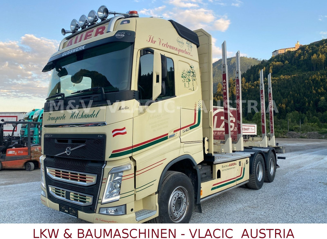 Volvo FH 540 (6X4) D13K540 - Holztransporter: das Bild 2 Volvo FH 540 (6X4) D13K540 - Holztransporter: das Bild 2