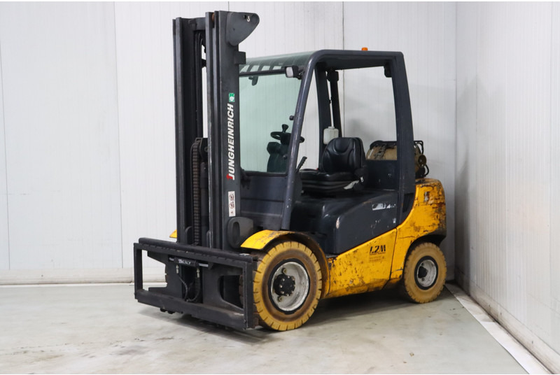 Jungheinrich TFG430S - Treibgasstapler: das Bild 4 Jungheinrich TFG430S - Treibgasstapler: das Bild 4