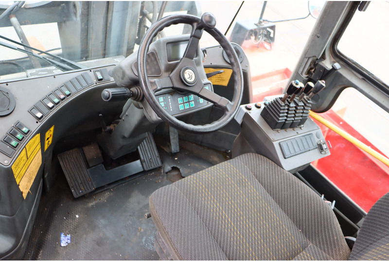 Kalmar DCF450-12 - Dieselstapler: das Bild 2 Kalmar DCF450-12 - Dieselstapler: das Bild 2