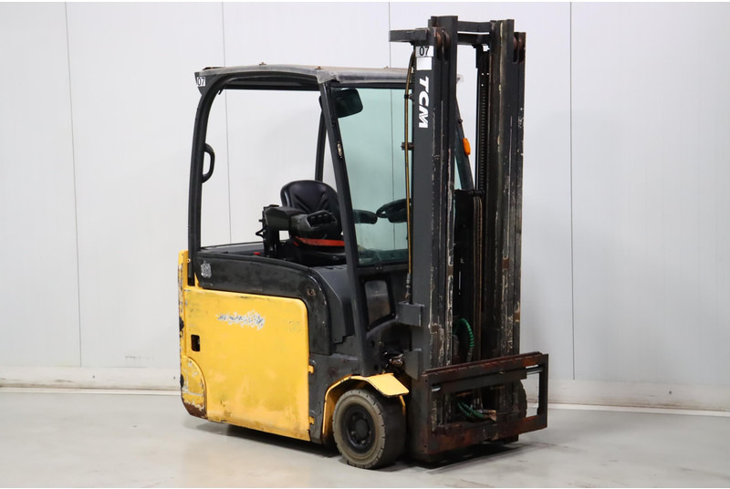 UniCarriers AG2N1L16Q - Elektrostapler: das Bild 1 UniCarriers AG2N1L16Q - Elektrostapler: das Bild 1