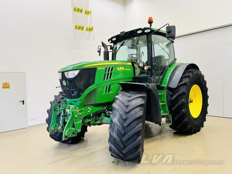John Deere 6210R - Traktor: das Bild 2 John Deere 6210R - Traktor: das Bild 2