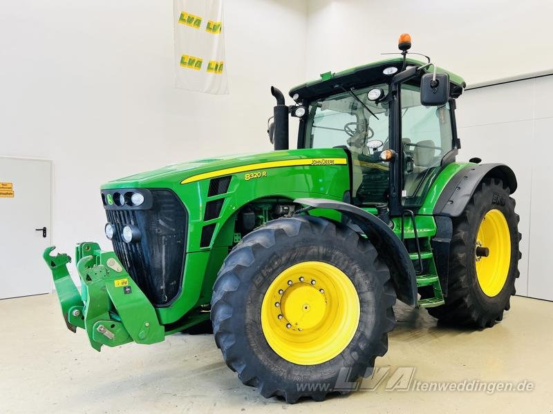 John Deere 8320R - Traktor: das Bild 1 John Deere 8320R - Traktor: das Bild 1