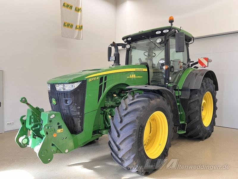 John Deere 8370R E23 PowerShift - Traktor: das Bild 1 John Deere 8370R E23 PowerShift - Traktor: das Bild 1