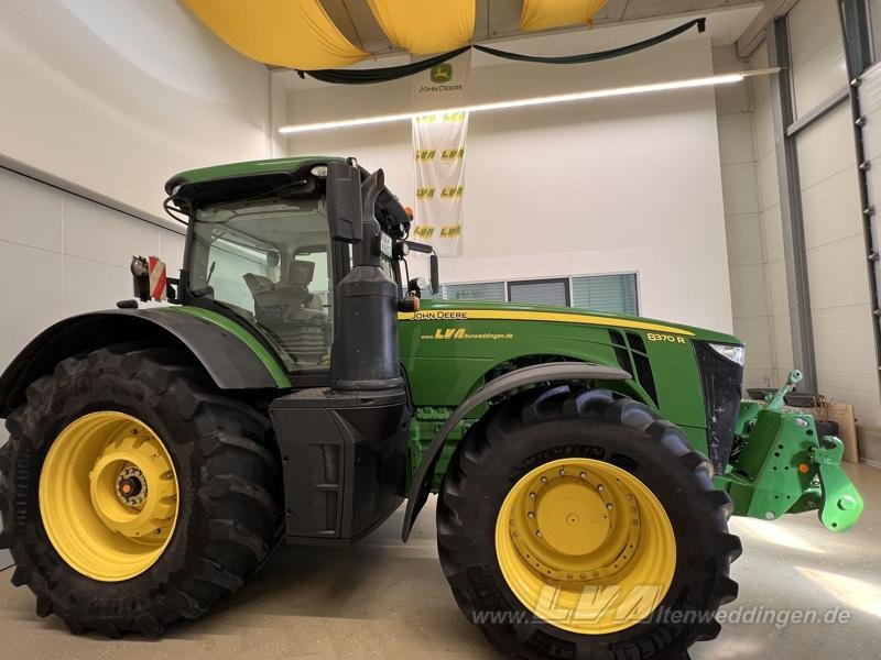 John Deere 8370R E23 PowerShift - Traktor: das Bild 4 John Deere 8370R E23 PowerShift - Traktor: das Bild 4