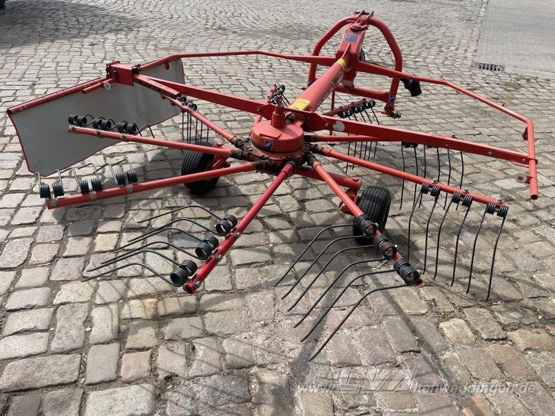 Kuhn GA300 GM - Heuwender/ Wenderechen: das Bild 4 Kuhn GA300 GM - Heuwender/ Wenderechen: das Bild 4