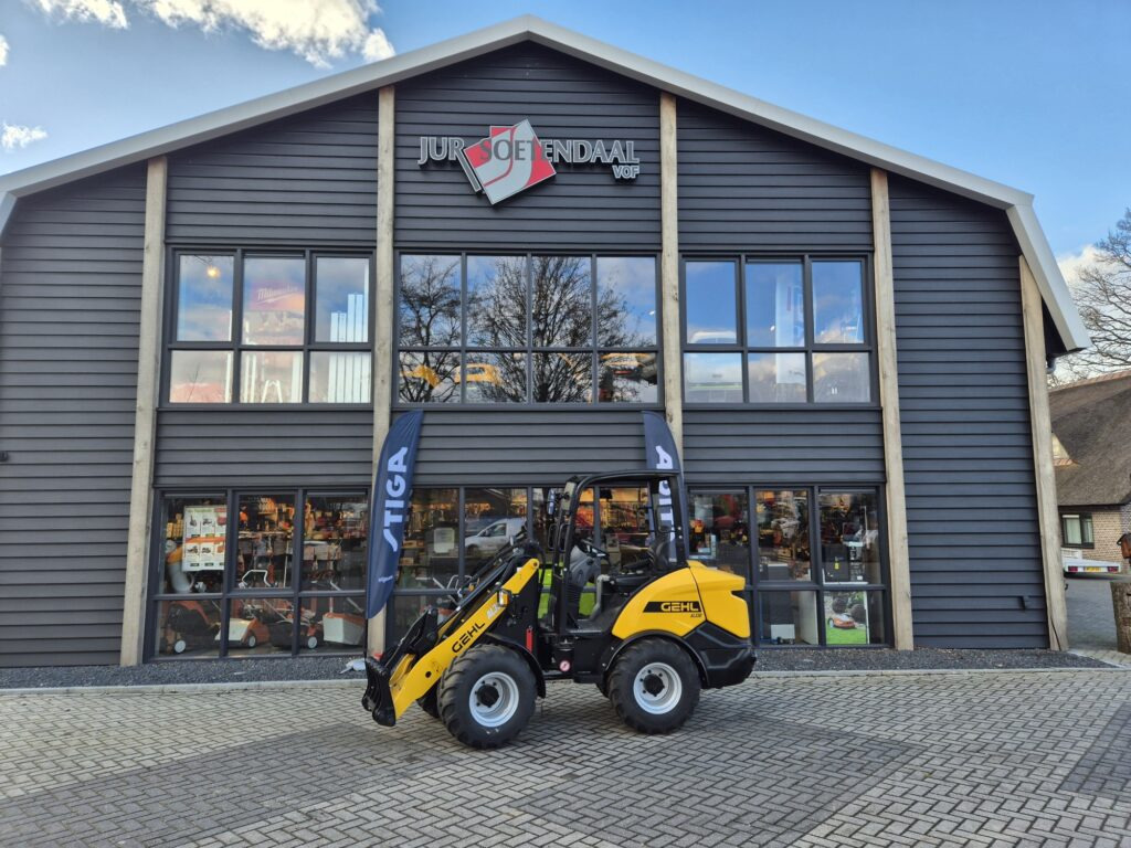 GEHL AL330 loader - Hoflader: das Bild 1 GEHL AL330 loader - Hoflader: das Bild 1