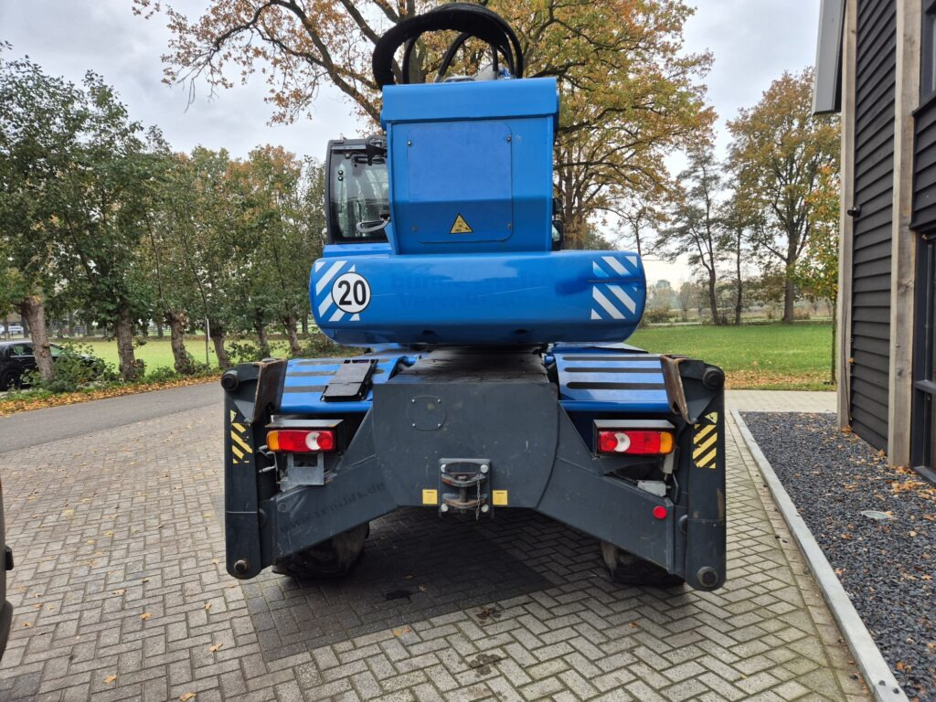 MAGNI RTH 5.21 - Teleskoplader: das Bild 4 MAGNI RTH 5.21 - Teleskoplader: das Bild 4