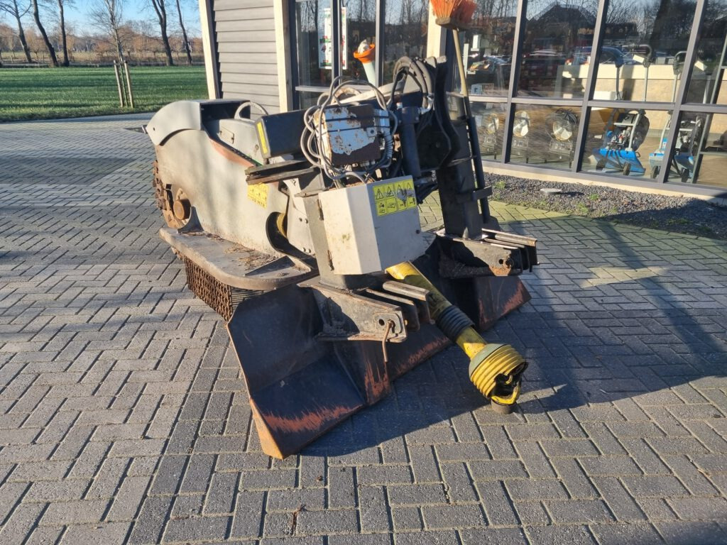 OBMTEC Pro270XL stump grinder - Baumstumpffräse: das Bild 2 OBMTEC Pro270XL stump grinder - Baumstumpffräse: das Bild 2