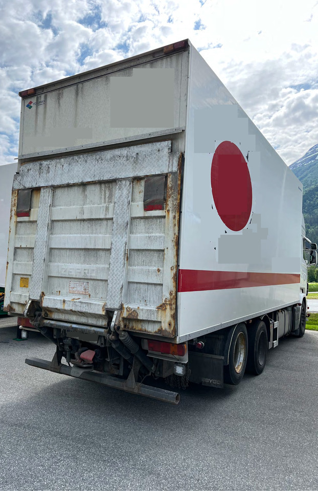 SCANIA R560 6x2, retarder - Koffer LKW: das Bild 3 SCANIA R560 6x2, retarder - Koffer LKW: das Bild 3