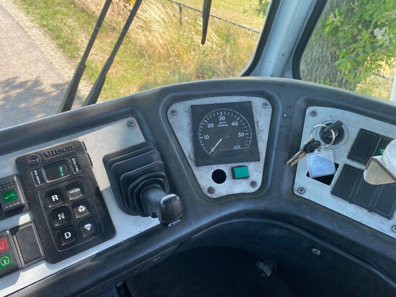 Terberg YT 182 TERMINAL TRUCK | AIRCO | 23826 HOURS | - Terminaltraktor: das Bild 4 Terberg YT 182 TERMINAL TRUCK | AIRCO | 23826 HOURS | - Terminaltraktor: das Bild 4
