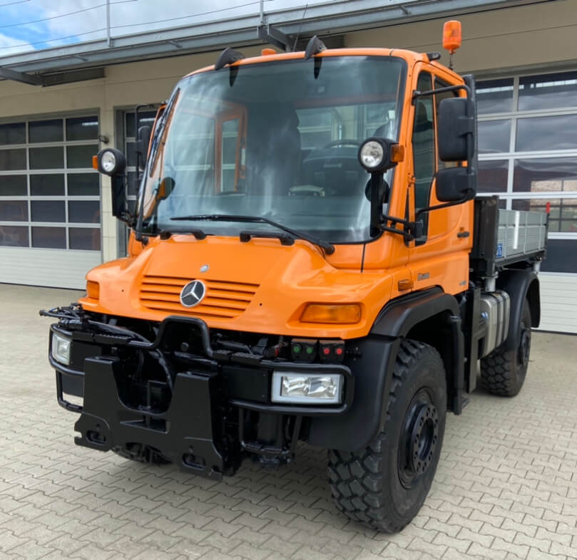 Unimog 500 - U500 405 33387 Mercedes Benz 405 - Kommunal-/ Sonderfahrzeug: das Bild 1 Unimog 500 - U500 405 33387 Mercedes Benz 405 - Kommunal-/ Sonderfahrzeug: das Bild 1