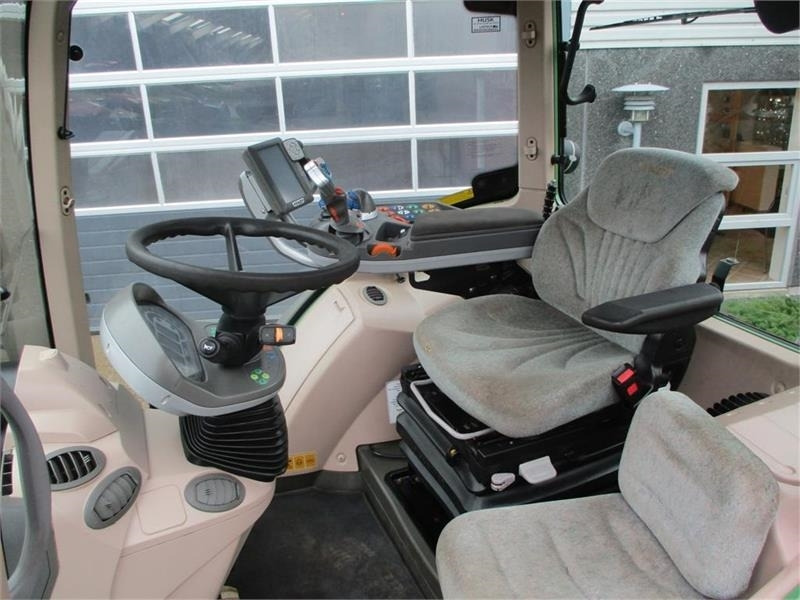 Traktor Fendt 514 Vario med frontlæsser og frontlift: das Bild 6