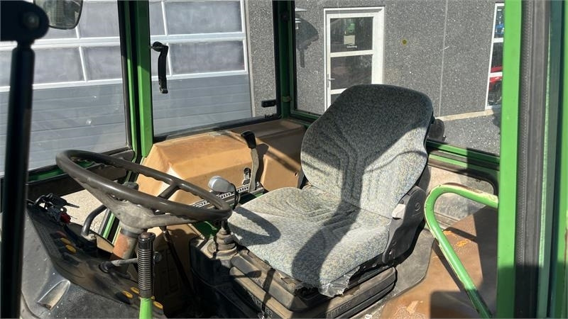 Fendt Farmer 309 Med frontlæsser - Traktor: das Bild 5 Fendt Farmer 309 Med frontlæsser - Traktor: das Bild 5