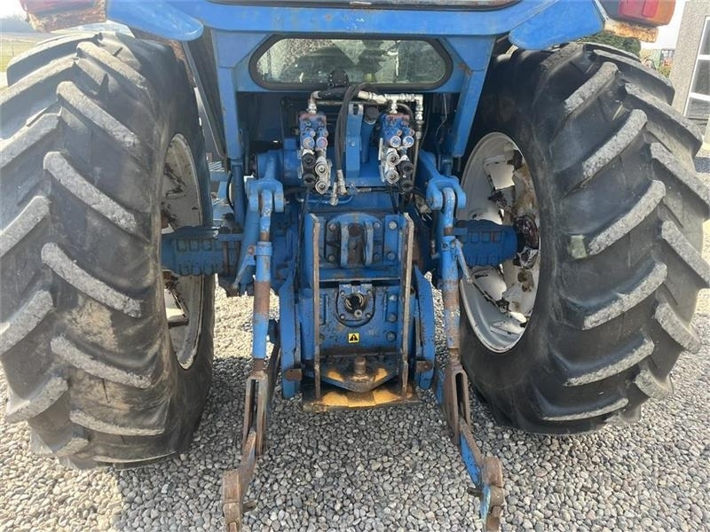 Ford TW 15 F II med HEVA opklappelig frontlift - Traktor: das Bild 5 Ford TW 15 F II med HEVA opklappelig frontlift - Traktor: das Bild 5