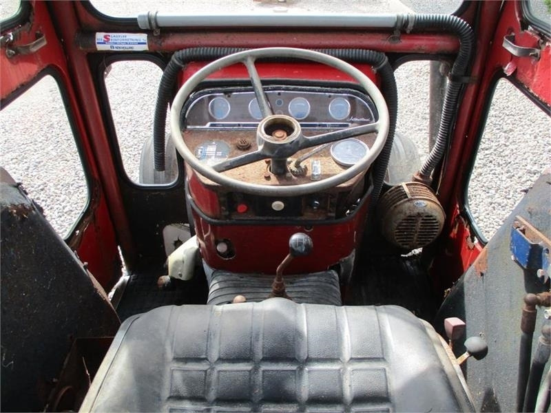 IH 444 Motor sidder fast - Traktor: das Bild 4 IH 444 Motor sidder fast - Traktor: das Bild 4