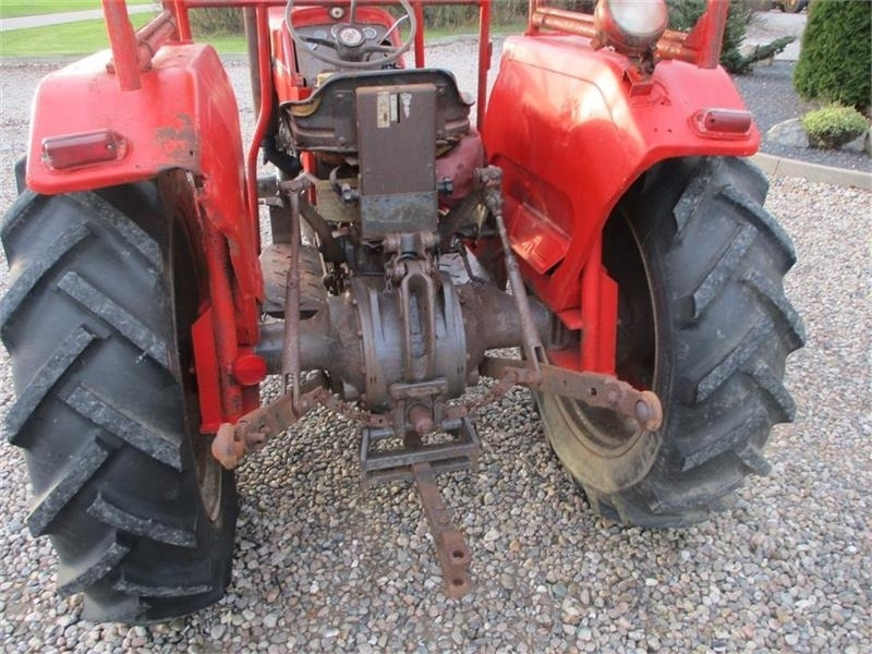 Massey Ferguson 165 - Traktor: das Bild 4 Massey Ferguson 165 - Traktor: das Bild 4