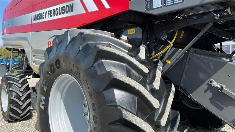 Mähdrescher Massey Ferguson 7370 BETA. Gårdmaskine med kun 1080 motortimer. Me: das Bild 17