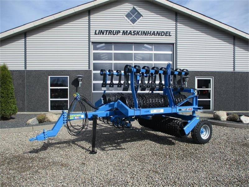 Namyslo Tiger 620 med hydraulisk lammelplanke / plannerpla - Ackerwalze: das Bild 3 Namyslo Tiger 620 med hydraulisk lammelplanke / plannerpla - Ackerwalze: das Bild 3