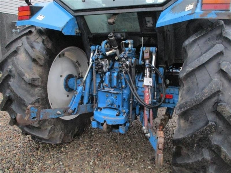 New Holland 7840 SLE, med rigtig god dæk montering og knap på - Traktor: das Bild 3 New Holland 7840 SLE, med rigtig god dæk montering og knap på - Traktor: das Bild 3