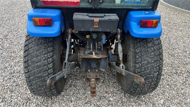 New Holland TC35DA - Traktor: das Bild 4 New Holland TC35DA - Traktor: das Bild 4