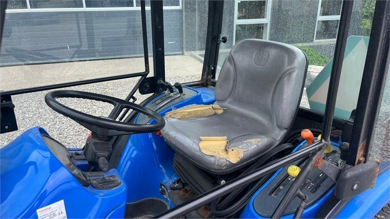 New Holland TC35DA - Traktor: das Bild 5 New Holland TC35DA - Traktor: das Bild 5